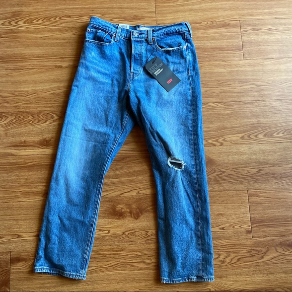 Levi's Denim - NWT Levi’s wedgie straight jeans!